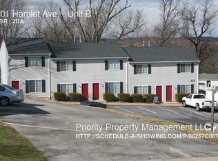 601 Hamlet Ave APT B, Waynesboro, VA 22980