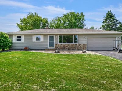 820 Clover LANE, Oregon, WI, 53575