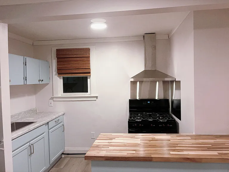 863 Martin Luther King Jr St SE #2 — Photo 10