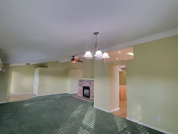 3rd image of 3512 Euclid Ave