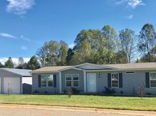 743 E Fleming Farm Dr, Inman, SC 29349