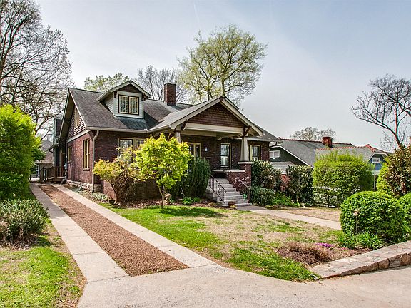 2nd image of 1915 Ashwood Ave
