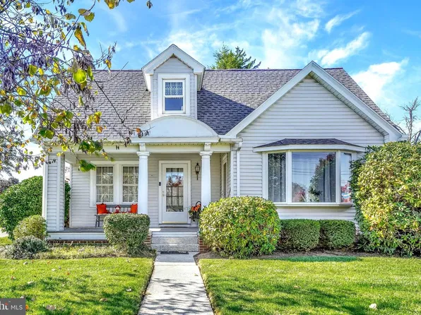 216 S Main St, Manchester, PA 17345