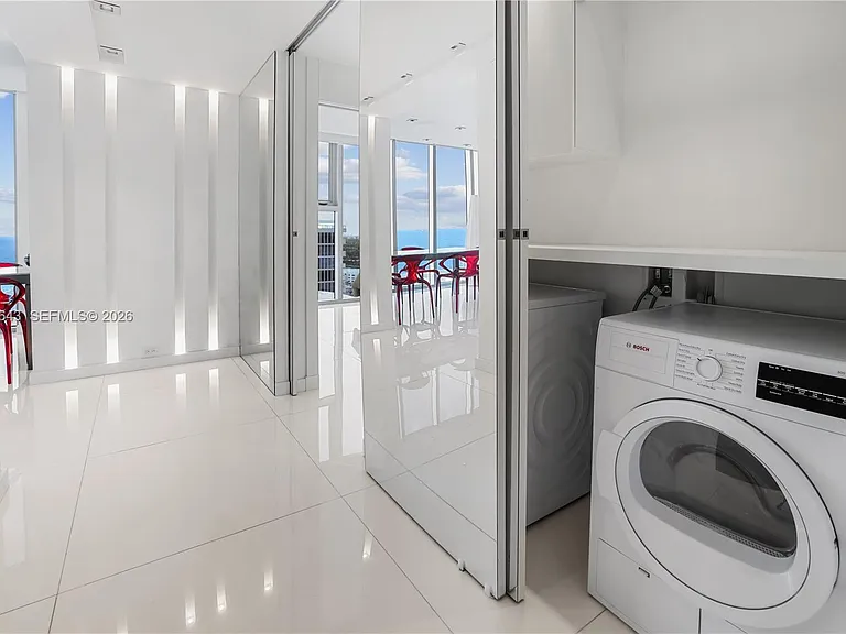 6899 Collins Ave #2208 — Photo 44
