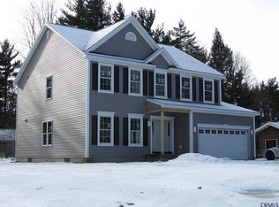 2420A Brookshire Dr, Niskayuna, NY 12309