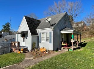 132 Spencer Ave, Spencer, WV 25276