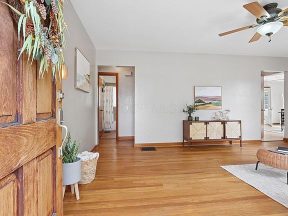 5th image of 2817 Parkland Pl