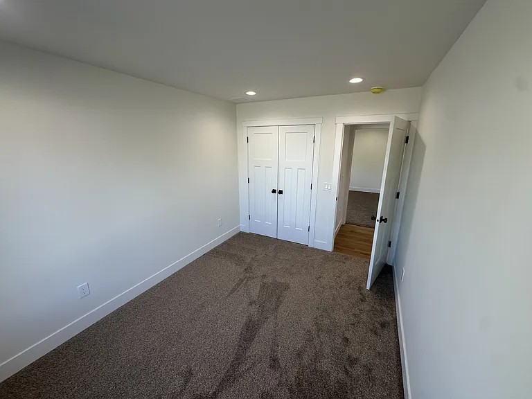 701 Schodde Ave #C — Photo 9