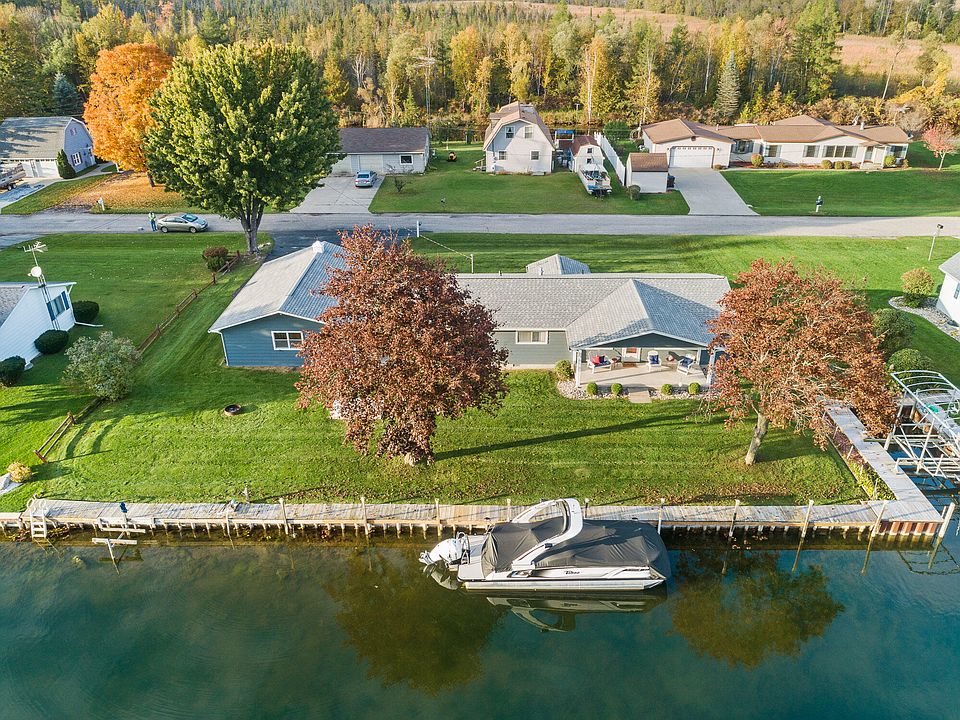 1st image of 5835 Lori Ln