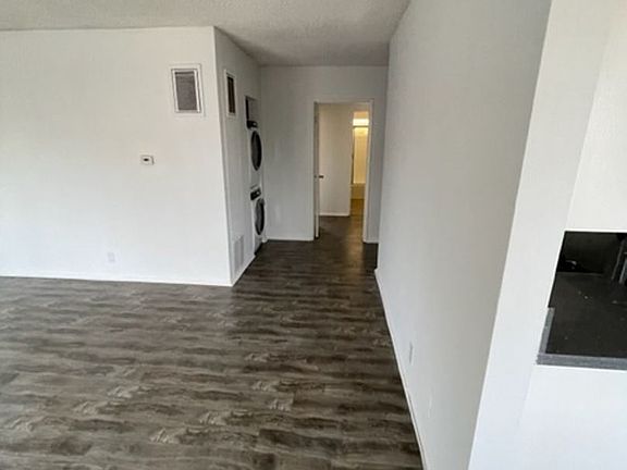 5th image of 2646 S Corning St #6