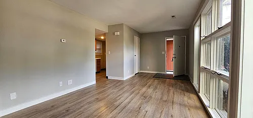 3806 Briar Place Photo 1