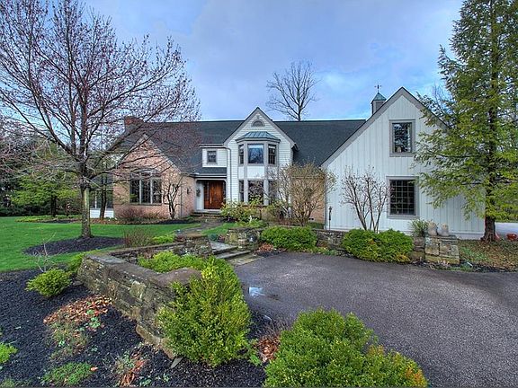3rd image of 13370 Ledgebrook Ln