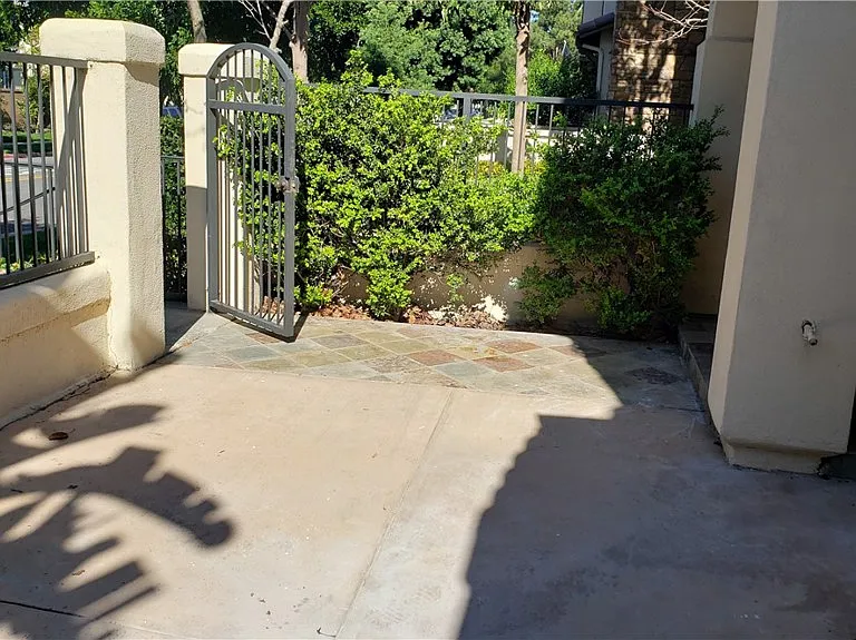 3 Weathersfield — Photo 3