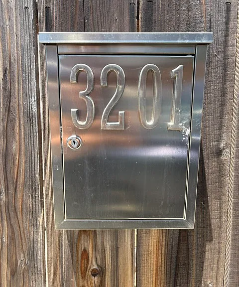 3201 Star Ave — Photo 2