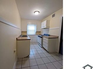 2428 Benderwirt Ave #1W, Rockford, IL 61103