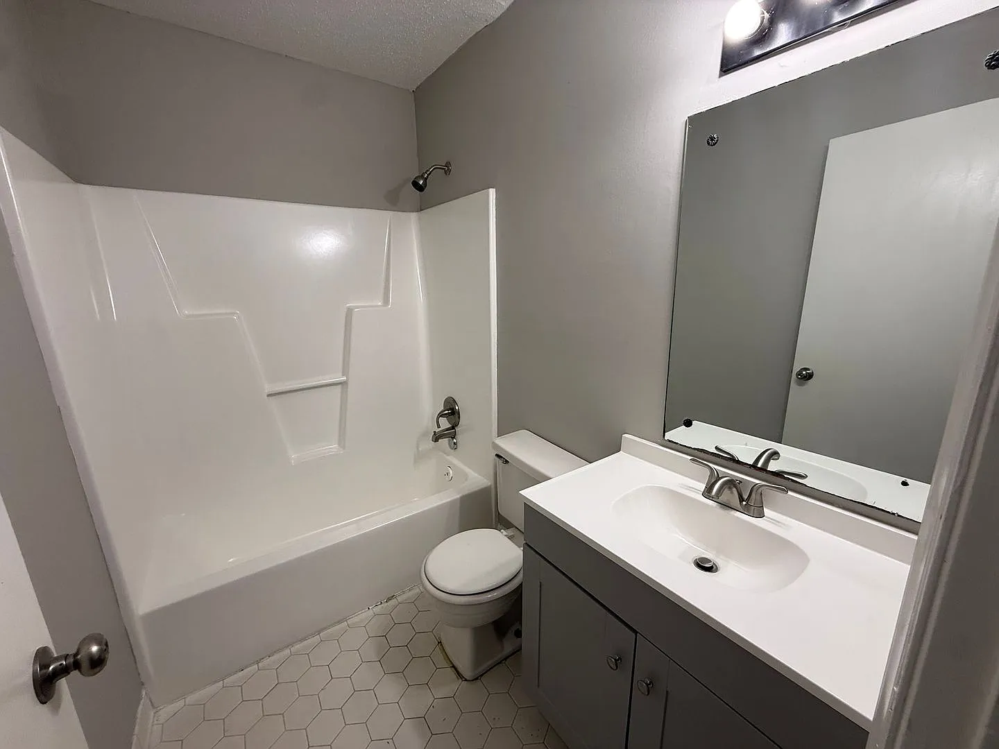 1704 Snowden Drive — Photo 4