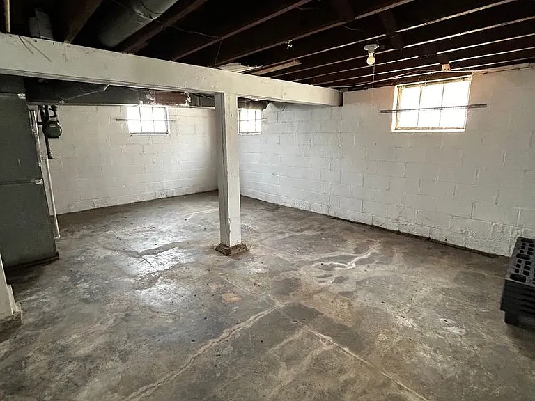 188 S Westgate Ave — Photo 19