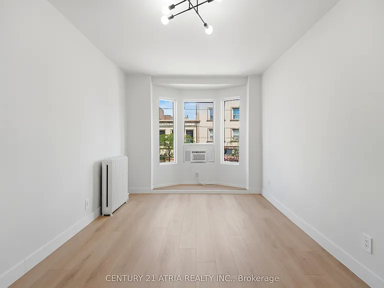 603 College St #2 — Photo 18