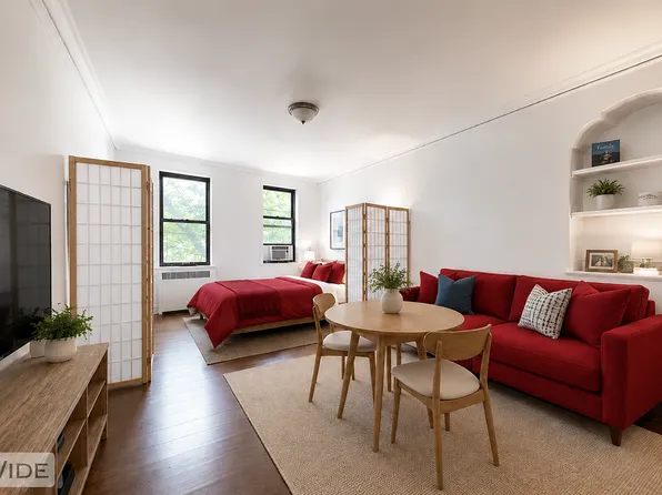 315 West 21st Street image 1 of 4