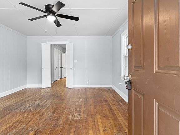 4th image of 814 Gracey Ave #814