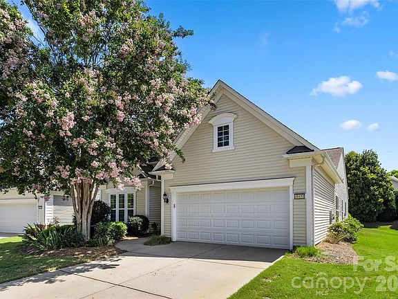 3rd image of 48451 Snapdragon Ln