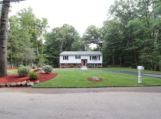 86 Old Pocasset Rd, Johnston, RI 02919