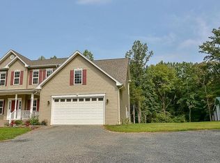 16459 Deerfield Ln, Jeffersonton, VA 22724