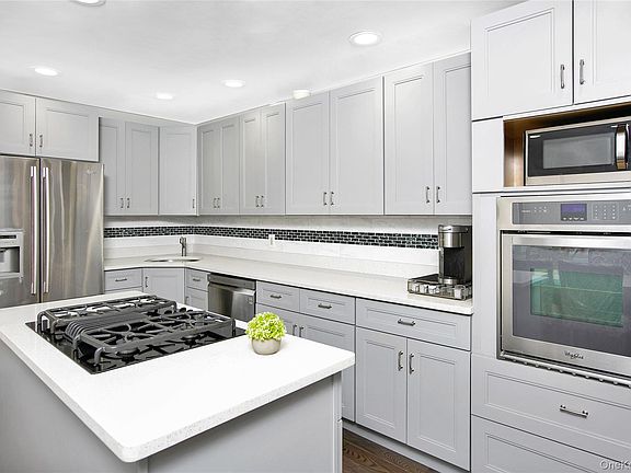 3rd image of 5 Kensington
