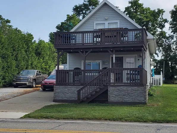 2320 W Orland Rd, Angola, IN 46703
