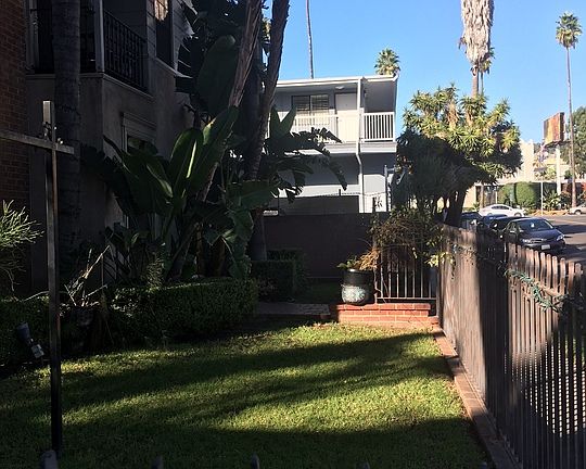 5th image of 1451 N Alta Vista Blvd