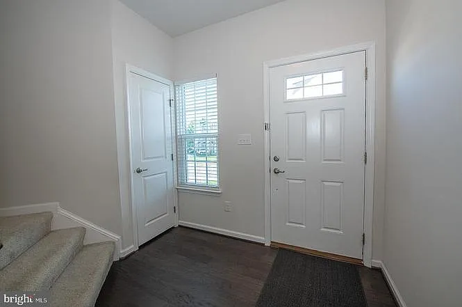 186 Cricket Dr — Photo 3