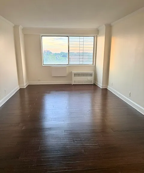 44 Sidney Ave W #10P — Photo 9