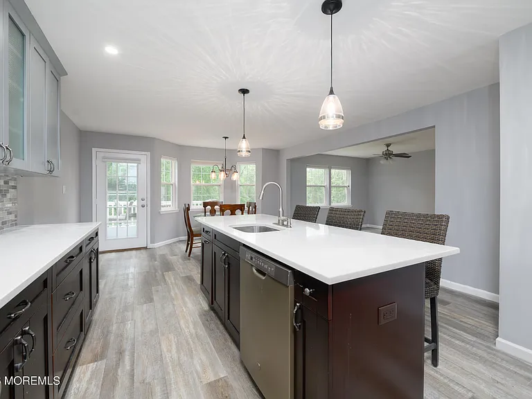 75 McKinley Dr — Photo 9