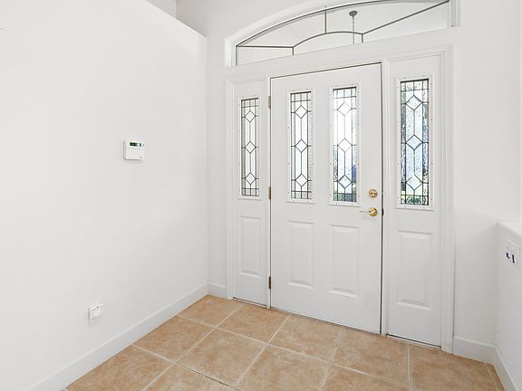 3rd image of 2509 Canary Isles Dr