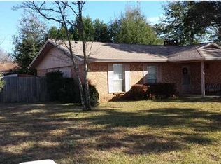 88 Spinnaker Ln, Shalimar, FL 32579