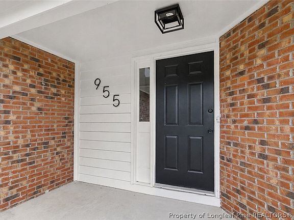 4th image of 955 Pepperwood Dr