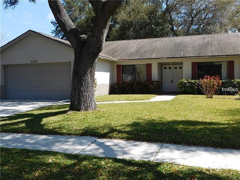 1st image of 2253 Cypress Point Dr E