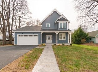 10 Pleasant St, Templeton, MA 01468