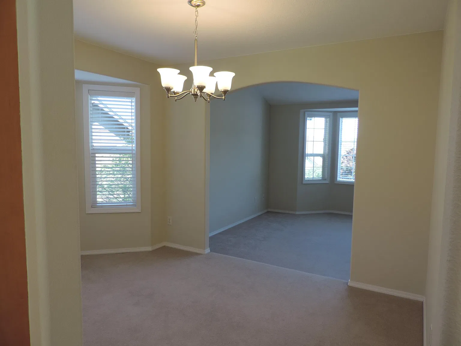 2514 NW 36th Ave — Photo 3