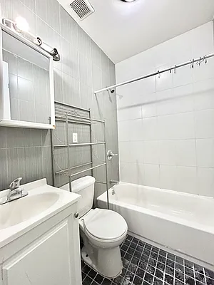 Rented by Pear NYC LLC | media 3