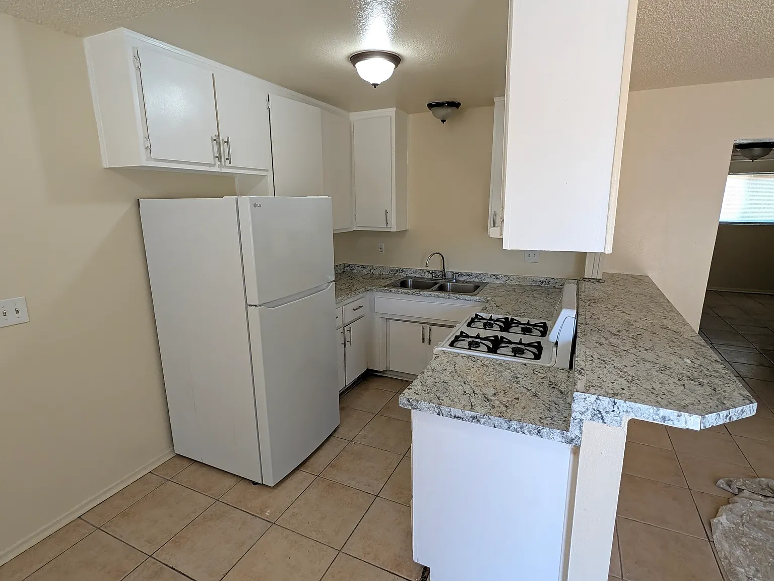 18389 Jonathan St — Photo 1