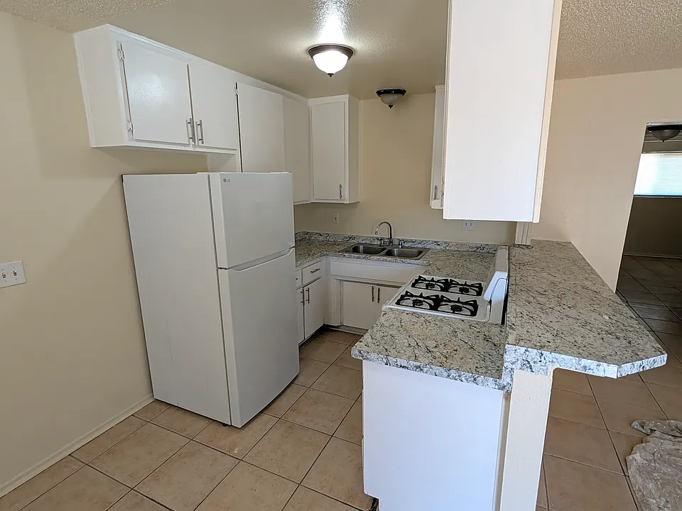 18389 Jonathan St