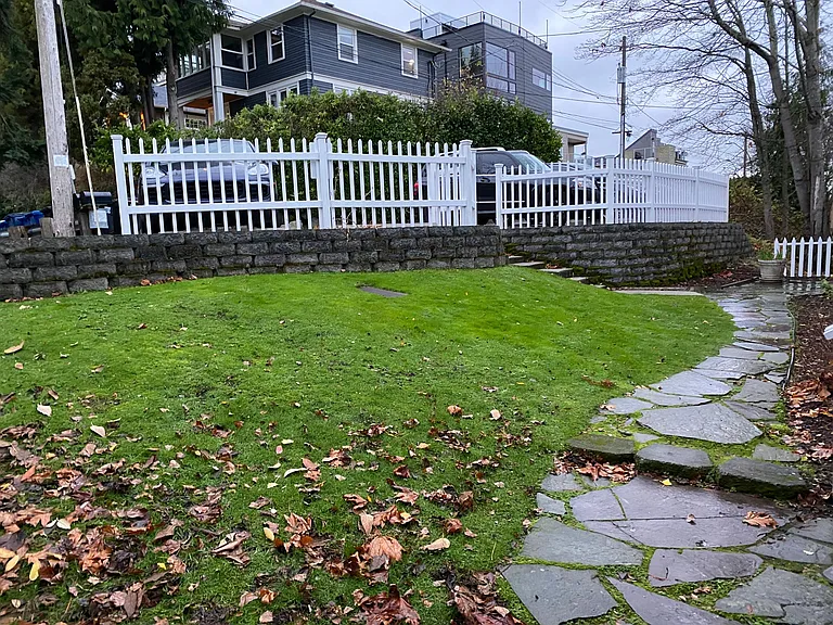 2160 6th Ave N — Photo 11