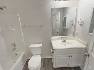 421 Collinsworth Dr, Clayton, NC 27527