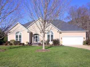 4631 Chesterfield Pl, Jamestown, NC 27282