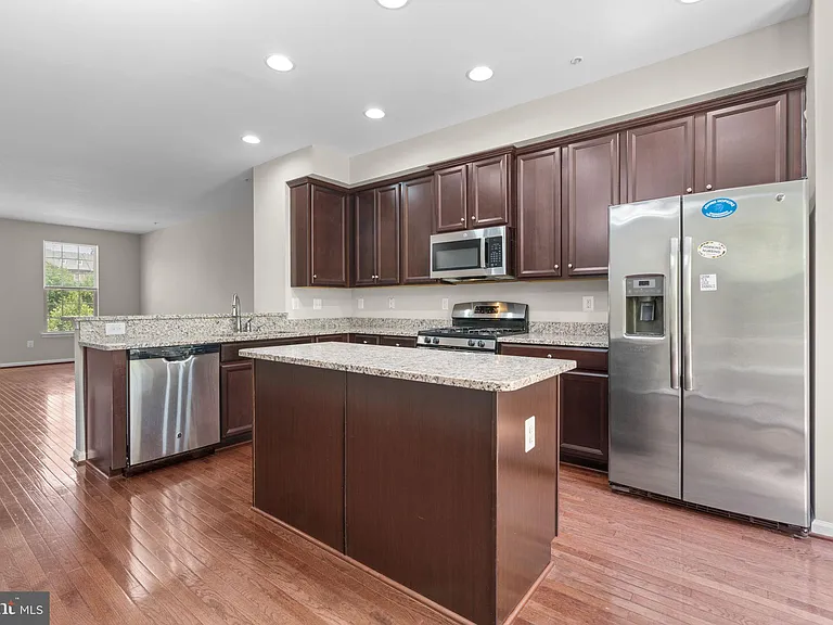 7315 Old Calvary Rd — Photo 12