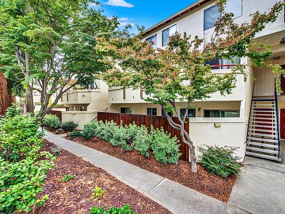 4th image of 5055 Valley Crest Drive #193