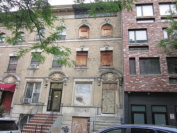 3rd image of 541 W 159th St