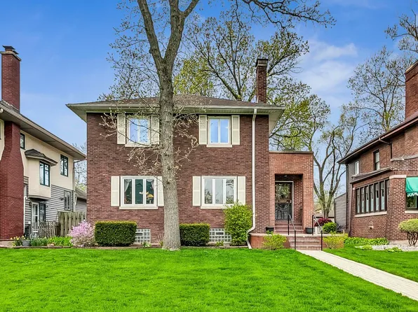 9916 S Winchester Ave, Chicago, IL 60643