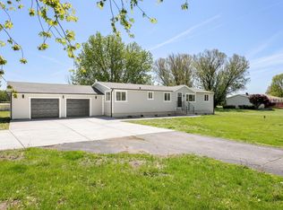 4567 S Wozniak Rd, La Porte, IN 46350